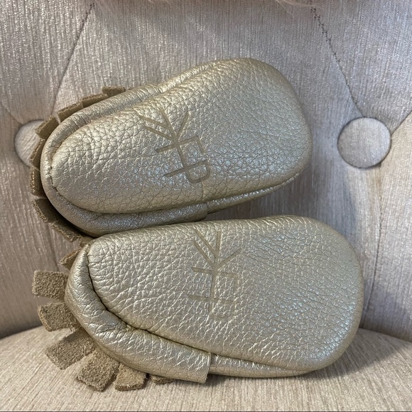 Freshly Picked Moccasins - Gold - - Picture 5 of 7